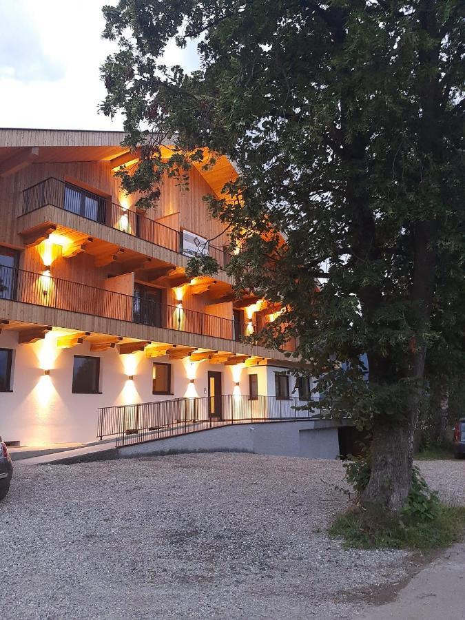 Garni Lindenhof Hotel Brunico Exterior foto